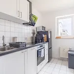 Arbeitsplatz, Balkon, Tiefgarage Naehe Neue Messe * 莱比锡