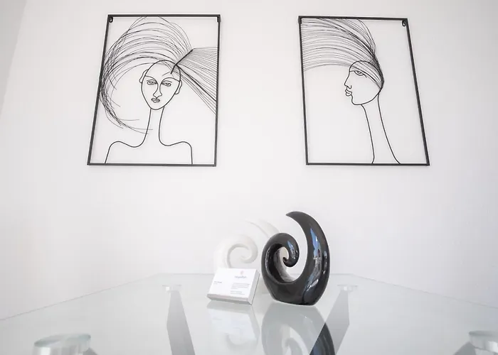 Arbeitsplatz, Balkon, Tiefgarage Naehe Neue Messe Leipzig