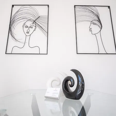 Arbeitsplatz, Balkon, Tiefgarage Naehe Neue Messe Leipzig