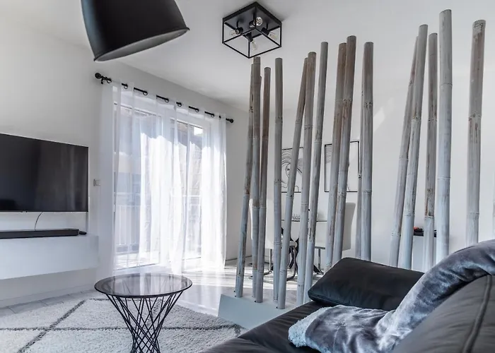 Arbeitsplatz, Balkon, Tiefgarage Naehe Neue Messe 莱比锡