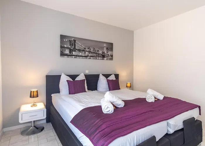 Arbeitsplatz, Balkon, Tiefgarage Naehe Neue Messe Apartamento Leipzig