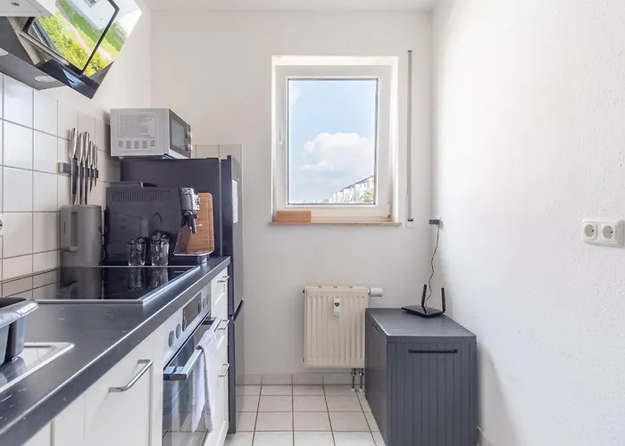 Arbeitsplatz, Balkon, Tiefgarage Naehe Neue Messe * 莱比锡